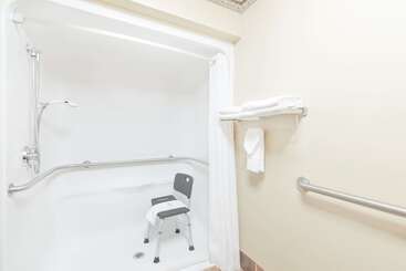 هتل Elevation Inn & Suites, Trademark Collection By Wyndham