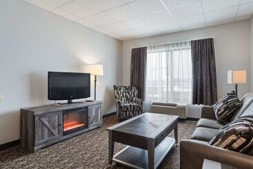 هتل Elevation Inn & Suites, Trademark Collection By Wyndham