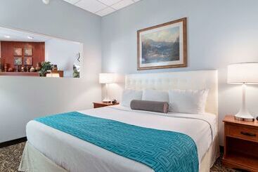 هتل Elevation Inn & Suites, Trademark Collection By Wyndham