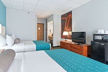 هتل Elevation Inn & Suites, Trademark Collection By Wyndham