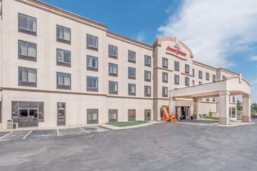 هتل Elevation Inn & Suites, Trademark Collection By Wyndham