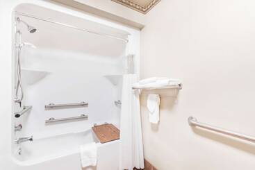 هتل Elevation Inn & Suites, Trademark Collection By Wyndham