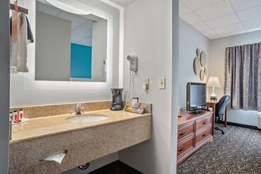 هتل Elevation Inn & Suites, Trademark Collection By Wyndham