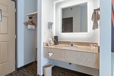 هتل Elevation Inn & Suites, Trademark Collection By Wyndham
