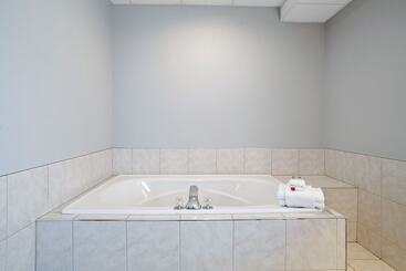 هتل Elevation Inn & Suites, Trademark Collection By Wyndham
