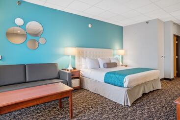هتل Elevation Inn & Suites, Trademark Collection By Wyndham