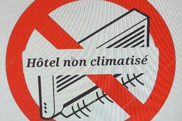 هتل Hôtel De France Contact Hôtel