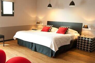 ホテル Hôtel Lecoq Gadby, The Originals Relais