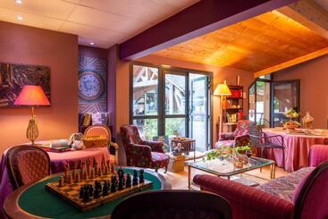 ホテル Hôtel Lecoq Gadby, The Originals Relais