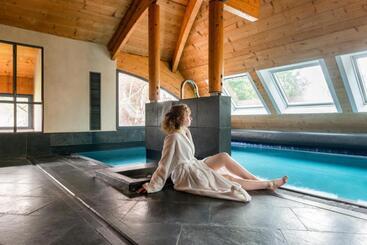 ホテル Hôtel Lecoq Gadby, The Originals Relais