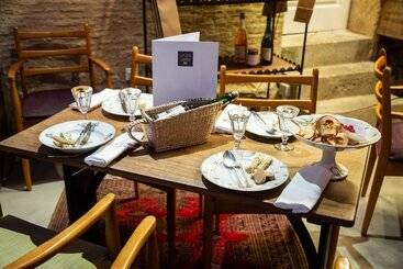 ホテル Hôtel Lecoq Gadby, The Originals Relais