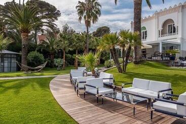 هتل La Villa Mauresque
