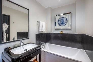 هتل La Villa Mauresque