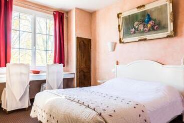 Le Manoir De L Antiquite - Challans