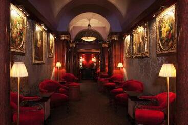 هتل Maison Athenee