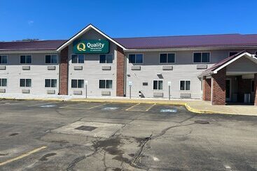 هتل Quality Inn & Suites
