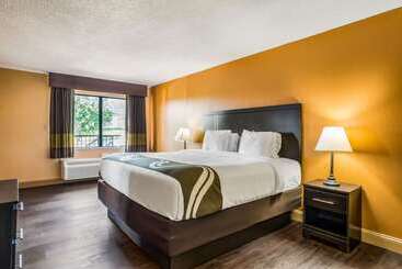 فندق Quality Inn & Suites Corinth West