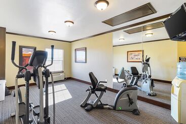 هتل Quality Inn & Suites