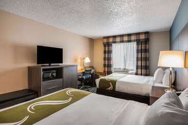 هتل Quality Inn & Suites