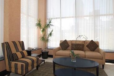 Crescent Hotel Long Island City