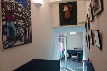 فندق Spa Azteca Barcelonnette