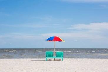 هتل Super 8 By Wyndham Diberville Biloxi Area