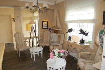 هتل Brit Hôtel Confort Cléria Lorient Centre