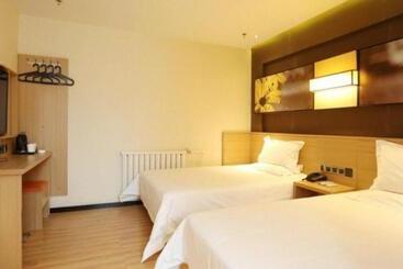 Iu Hotel Tianjin Xiqing Zhong Bei Zhen Branch