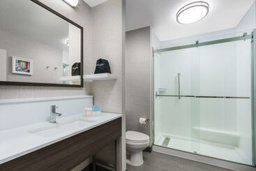 Hampton Inn & Suites Baltimore Inner Harbor