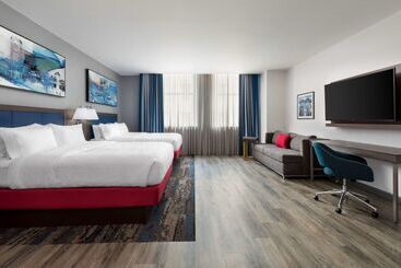 Hampton Inn & Suites Baltimore Inner Harbor