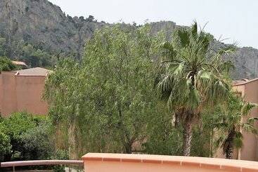 هتل Addaura Village E Congressi