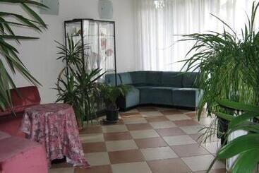 هتل Albergo Boomerang