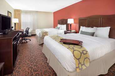 هتل Baymont By Wyndham Oklahoma City/quail Springs