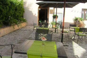 هتل Casa Mancia