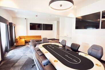 Champions Club And Hotel, Houston Westchase