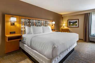 هتل Comfort Inn