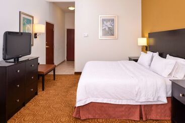 هتل Comfort Inn & Suites