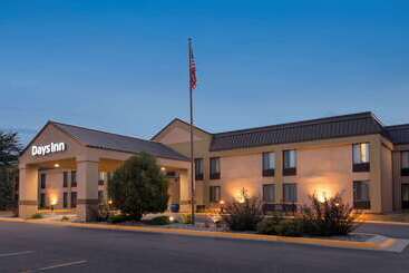 هتل Days Inn By Wyndham Fargo
