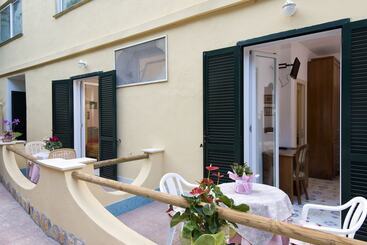 هتل Giardino Delle Ninfe E La Fenice