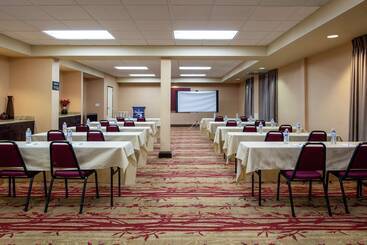 هتل Hampton Inn Albuquerqueuniversity/midtown