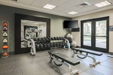 هتل Hampton Inn And Suites Camarillo
