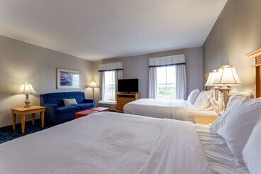 هتل Hampton Inn & Suites Jacksonville Deerwood Park