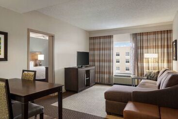 هتل Hampton Inn & Suites Montgomery Eastchase