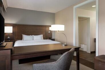 هتل Hampton Inn & Suites Montgomery Eastchase
