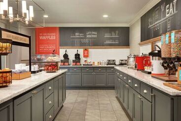 هتل Hampton Inn & Suites Montgomery Eastchase