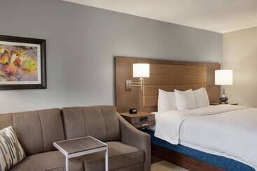 هتل Hampton Inn & Suites Montgomery Eastchase