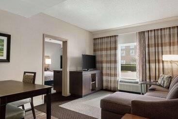 هتل Hampton Inn & Suites Montgomery Eastchase