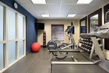 هتل Hampton Inn & Suites Newport/middletown