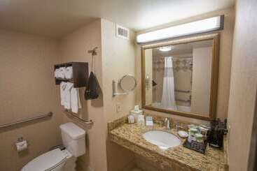 هتل Hampton Inn & Suites Stillwater