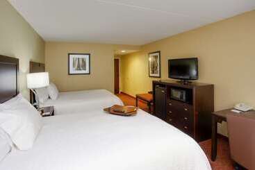 هتل Hampton Inn Auburn